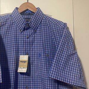 Wrangler George Strait Collection Men's Blue,White,Orange Plaid ButtonDown Shirt